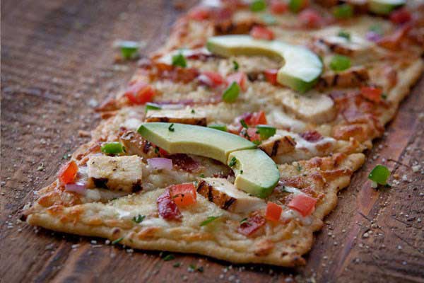 Chilis California Grilled Chicken Flatbread<